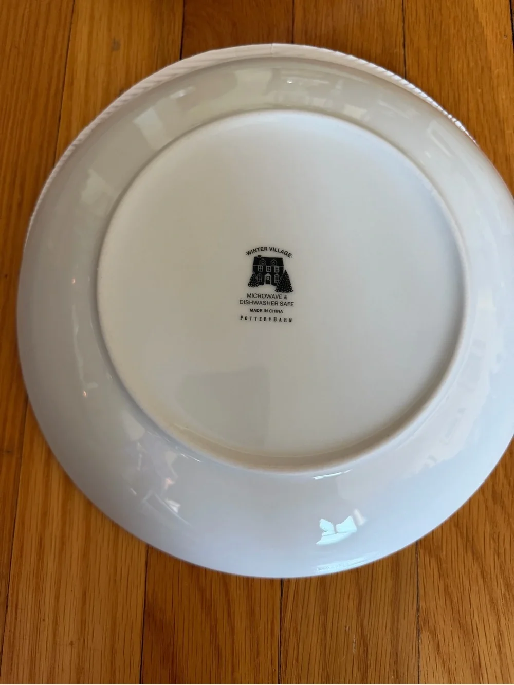Pottery Barn Winter Village Set of 4 Plates